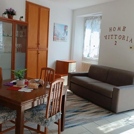 Home Vittoria ² Lago Di Комо Екстериор снимка