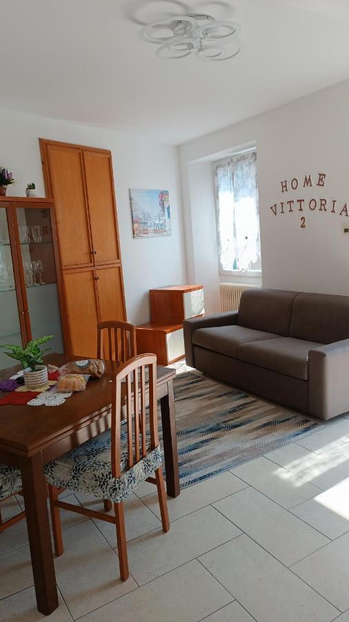 Home Vittoria ² Lago Di Комо Екстериор снимка